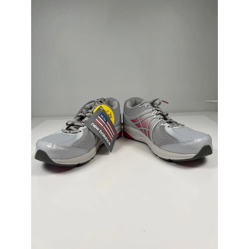 New Balance Women's Gray/Pink 847v2 Abzorb Lace Up Walking Shoes - 9.5